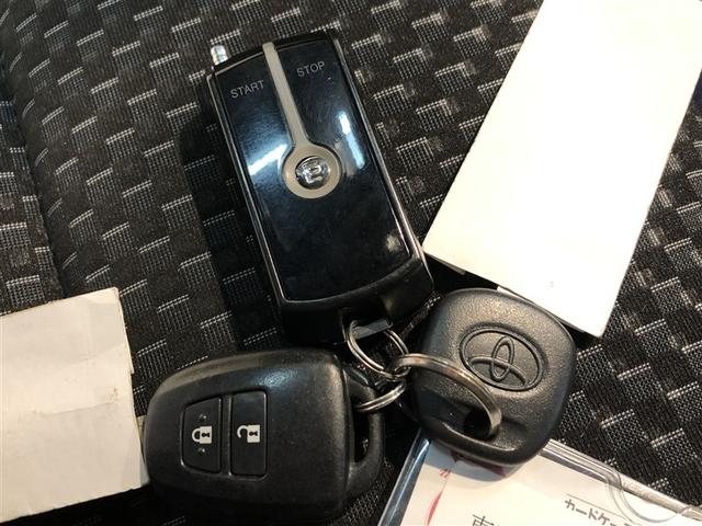 アクア クロスオーバー　ＥＣＯモード　Ｂカメラ　地デジ　イモビライザー　ナビＴＶ　エアコン　ＬＥＤ　ＥＳＣ　アルミホイール　キーフリー　ＤＶＤ再生可　パワーステアリング　パワーウィンドウ　メモリーナビ　ＡＢＳ　寒冷地仕様車（20枚目）