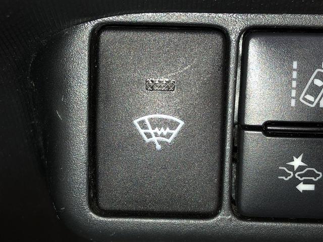 アクア クロスオーバー　ＥＣＯモード　Ｂカメラ　地デジ　イモビライザー　ナビＴＶ　エアコン　ＬＥＤ　ＥＳＣ　アルミホイール　キーフリー　ＤＶＤ再生可　パワーステアリング　パワーウィンドウ　メモリーナビ　ＡＢＳ　寒冷地仕様車（24枚目）