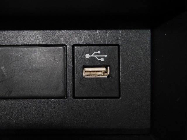 アクア Ｘ　ＡＣ１００Ｖ電源　オートエアコン　ＬＥＤヘッド　クルーズコントロール　ナビ　バックカメラ　ＥＴＣ　サイドエアバッグ　スマートキー　４ＷＤ　盗難防止システム　エアバッグ　メモリーナビ　ＥＳＣ　ＡＢＳ（14枚目）