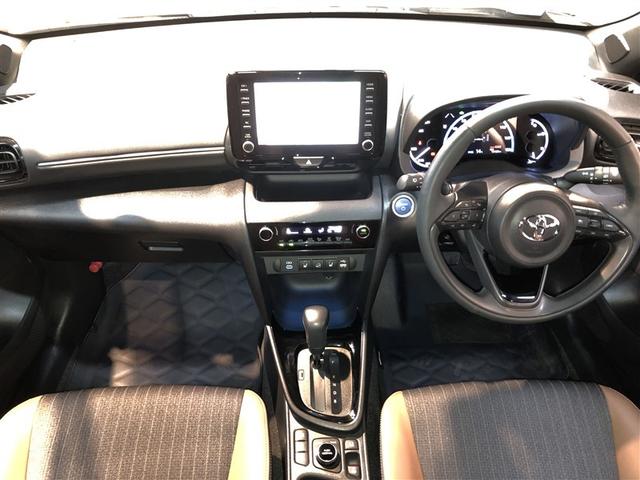 ヤリスクロス ハイブリッドZ アドベンチャー 横滑り防止装置 寒冷地仕様 クルーズコントロール キーレス 4WD LEDヘッドライト エアバッグ ミュージックプレイヤー接続可 スマートキー アイドリングストップ ナビ オートエアコン ドラレコ(2枚目)