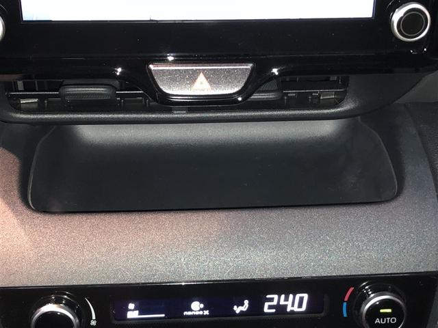 ヤリスクロス ハイブリッドZ アドベンチャー 横滑り防止装置 寒冷地仕様 クルーズコントロール キーレス 4WD LEDヘッドライト エアバッグ ミュージックプレイヤー接続可 スマートキー アイドリングストップ ナビ オートエアコン ドラレコ(31枚目)