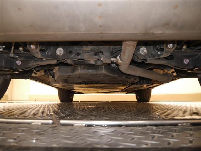 ハリアーハイブリッド Ｚ　レザーパッケージ　ナビＴＶ　寒冷地仕様　ＬＥＤライト　本革　エアコン　横滑り防止　ドラレコ付　クルーズコントロール　Ｐシート　メディアプレイヤー接続　キーレスエントリー　フルセグテレビ　アイドリングストップ　アルミ（39枚目）