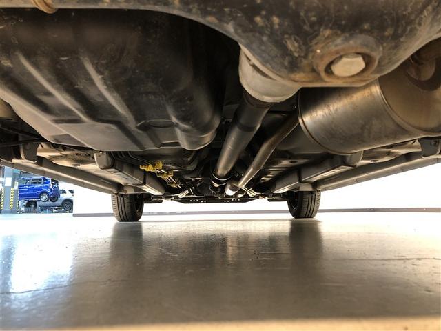 ピクシスエポック Ｘ　ＳＡＩＩＩ　盗難防止システム　誤発進抑制機能　横滑防止装置　キーレスエントリー　ＬＥＤヘッドライト　ＥＴＣ　アイドリングストップ　４ＷＤ　ナビ　バックカメラ　ＡＢＳ　エアコン　Ｗエアバック　メモリーナビ（9枚目）