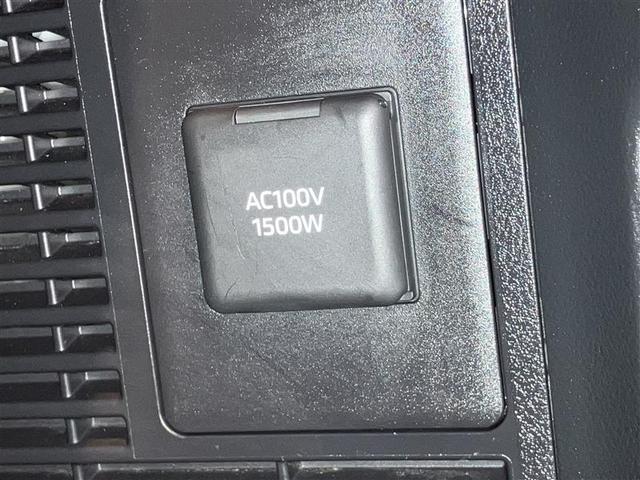 ヴェルファイアハイブリッド Ｚ　プレミア　アイドリングストップ　キーレス　ナビ＆ＴＶ　横滑り防止機能　黒革シート　寒冷地仕様　スマートキー　４ＷＤ車　クルーズコントロール　地デジＴＶ　サンルーフ　盗難防止装置　メモリーナビ　１００Ｖ電源（30枚目）