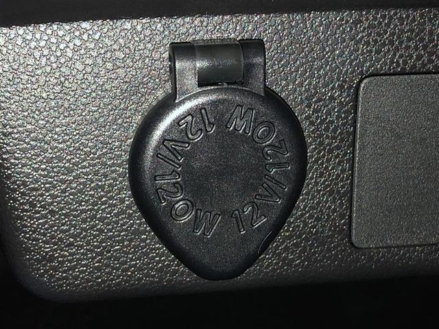 ピクシスエポック Ｘ　ＳＡＩＩＩ　盗難防止システム　誤発進抑制機能　横滑防止装置　キーレスエントリー　ＬＥＤヘッドライト　アイドリングストップ　４ＷＤ　ＡＢＳ　エアコン　Ｗエアバック（24枚目）