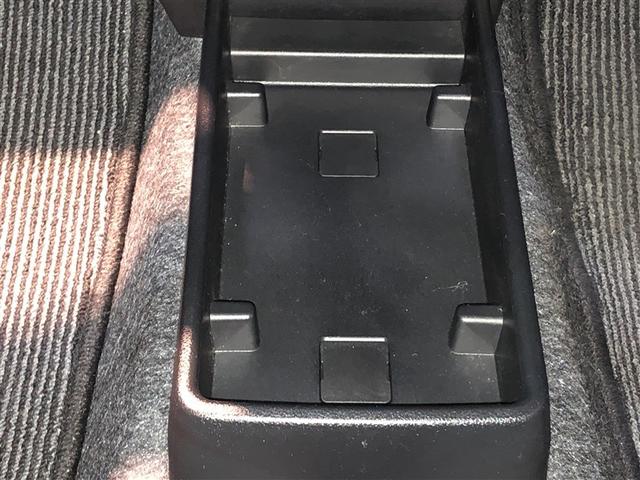 ピクシスエポック Ｘ　ＳＡＩＩＩ　盗難防止システム　誤発進抑制機能　横滑防止装置　キーレスエントリー　ＬＥＤヘッドライト　アイドリングストップ　４ＷＤ　ＡＢＳ　エアコン　Ｗエアバック（27枚目）