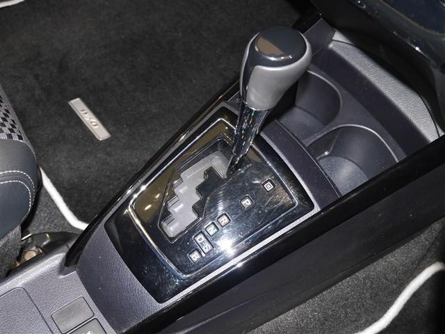 カローラフィールダー 1.5G ダブルバイビー サイドエアバッグ エアバッグ 助手席エアバッグ キーレス パワーウィンドウ 横滑り防止機能 オートエアコン ABS スマートキー 寒冷地仕様 アルミホイール 4WD LEDヘッドランプ AUX(6枚目)