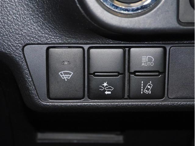 カローラフィールダー 1.5G ダブルバイビー サイドエアバッグ エアバッグ 助手席エアバッグ キーレス パワーウィンドウ 横滑り防止機能 オートエアコン ABS スマートキー 寒冷地仕様 アルミホイール 4WD LEDヘッドランプ AUX(16枚目)