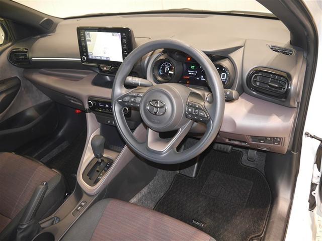 ヤリス Ｇ　カーナビ　Ｂカメラ　エアコン　スマートキー＆プッシュスタート　ドライブレコーダー　メモリーナビゲーション　イモビ　横滑り防止システム　クルーズＣ　ＡＢＳ　パワーウィンドウ　１オーナー　Ｗエアバック（4枚目）