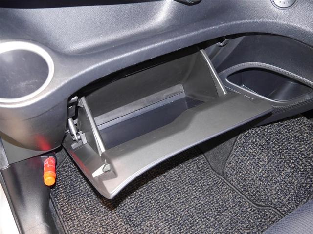 シエンタ Ｇ　衝突被害軽減　ウォークスルー　ＶＳＣ　デュアルパワースライドドア　メディアプレイヤー接続　４ＷＤ車　キーフリーシステム　ＡＡＣ　パワーウインドウ　ナビ＆ＴＶ　ＥＴＣ車載器　寒冷地　三列シート　ＡＢＳ（26枚目）