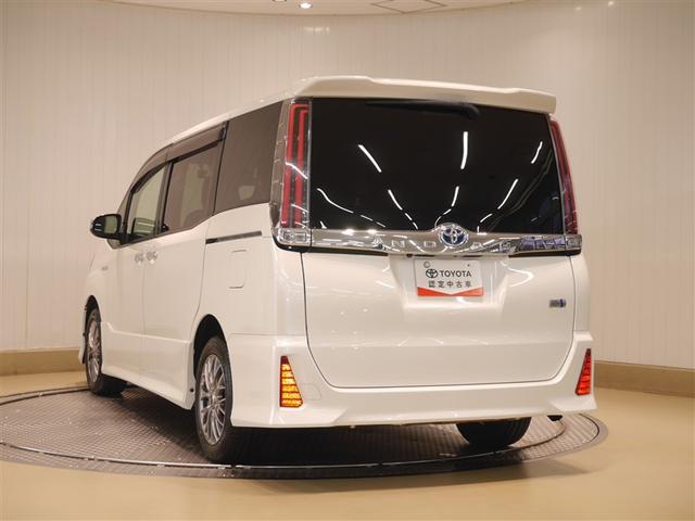 ノア ハイブリッドＳｉ　ＡＢＳ　横滑り防止機能　ダブルエアコン　エアバッグ　バックモニター　オートクルーズコントロール　フルフラット　盗難防止システム　ナビＴＶ　ＬＥＤライト　３列シート　メモリーナビ　スマートキ－　ドラレコ（3枚目）