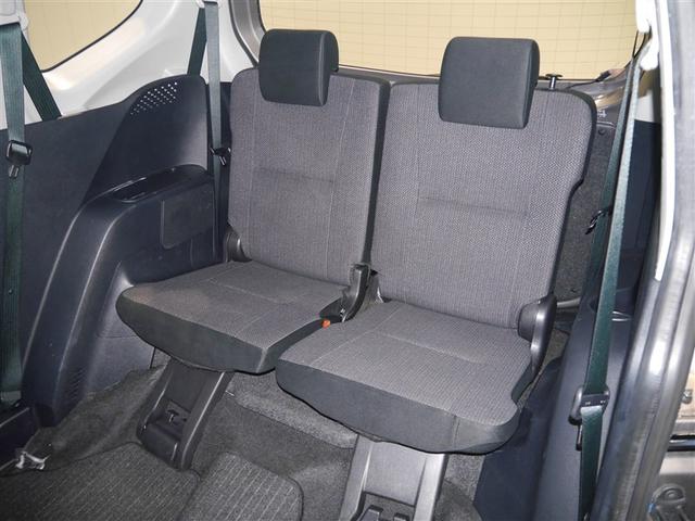 シエンタ Ｘ　ＶＳＣ　パワーウインドウ　寒冷地仕様車　キーレスエントリー　パワーステアリング　ナビ　マニュアルエアコン　衝突被害軽減ブレーキ　４ＷＤ　バックカメラ　スマートキー　ＥＴＣ　ＡＢＳ　レンタＵＰ（9枚目）