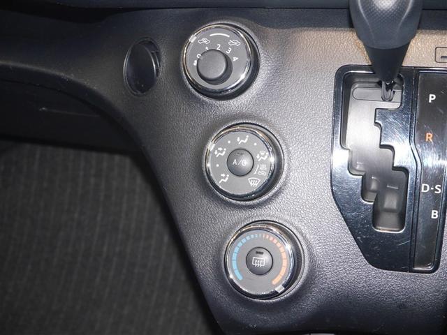 シエンタ Ｘ　ＶＳＣ　パワーウインドウ　寒冷地仕様車　キーレスエントリー　パワーステアリング　ナビ　マニュアルエアコン　衝突被害軽減ブレーキ　４ＷＤ　バックカメラ　スマートキー　ＥＴＣ　ＡＢＳ　レンタＵＰ（27枚目）