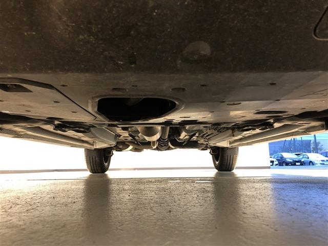 ライズ Ｚ　Ｂカメ　アイドリングＳＴＯＰ　イモビライザー　横滑り防止機能　ＬＥＤヘッドライト　寒冷地仕様　オートクルーズコントロール　アルミホイール　エアバッグ　スマートキ　４ＷＤ車　パワーウィンドウ　ＡＢＳ（9枚目）