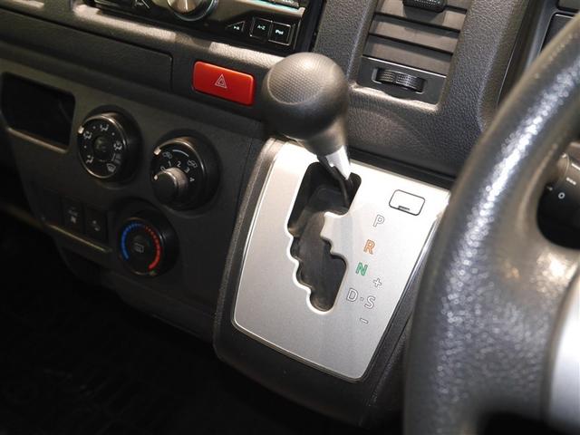 ハイエースバン DX 寒冷地仕様車 横滑り防止 イモビ 4WD キーレス 運転席エアバッグ ETC ミュージックプレイヤー接続可 パワーウインドウ ABS エアコン パワステ Wエアコン ベンチシート(6枚目)