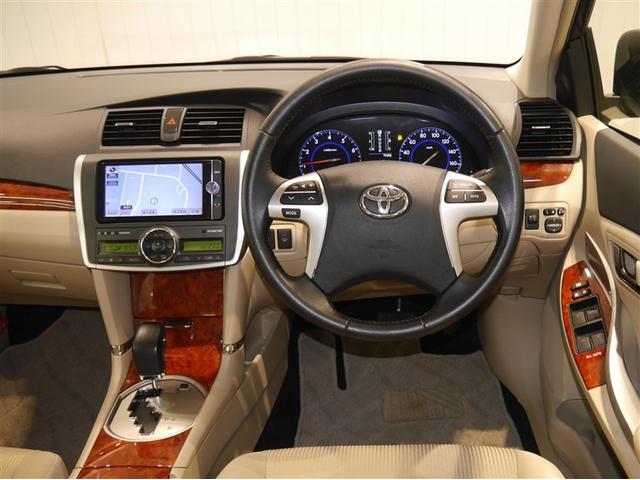 プレミオ 1.8X Lパッケージ エアコン エアバッグ キーレス 盗難防止システム パワーウィンドウ パワーステアリング メモリーナビ ABS DVD再生 フルセグ スマートキー バックカメラ ナビ&TV(5枚目)