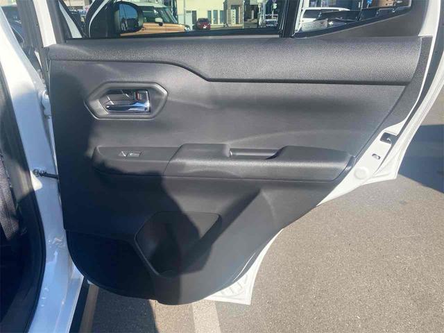 ライズ Ｚ　ハイブリッド　ディスプレイオーディオＰＫ　フルセグＴＶ　バックカメラ　ＡＣコンセント　クリアランスソナー　オートクルーズコントロール　レーンアシスト　衝突被害軽減システム　ＬＥＤヘッド　スマートキー（14枚目）