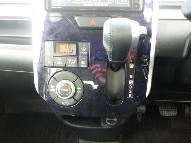 タント カスタムＲＳ　トップエディションＳＡＩＩＩ　４ＷＤ　ドライブレコーダー　全周囲カメラ　両側電動スライドドア　ナビ　クリアランスソナー　衝突被害軽減システム　オートマチックハイビーム　オートライト　ＬＥＤヘッドランプ　スマートキー（5枚目）