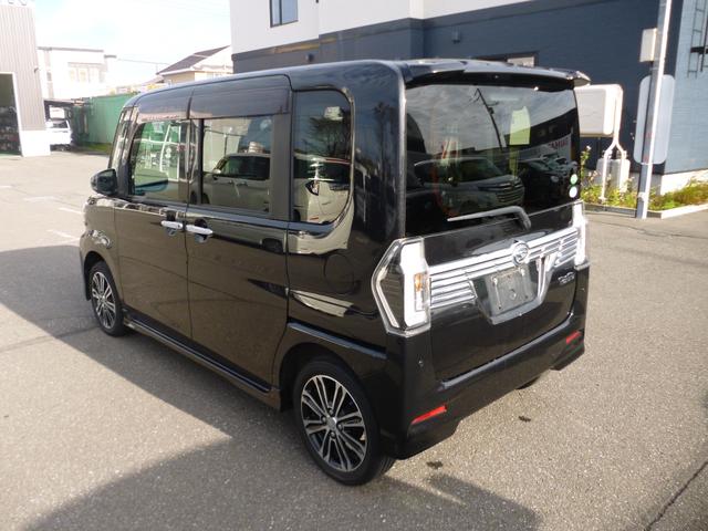 タント カスタムＲＳ　トップエディションＳＡＩＩＩ　４ＷＤ　ドライブレコーダー　全周囲カメラ　両側電動スライドドア　ナビ　クリアランスソナー　衝突被害軽減システム　オートマチックハイビーム　オートライト　ＬＥＤヘッドランプ　スマートキー（16枚目）