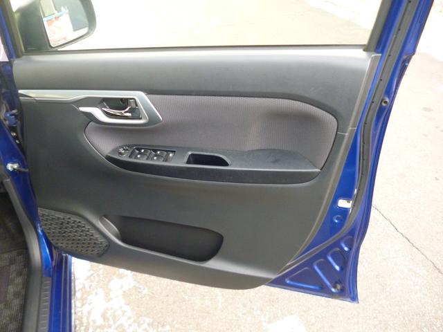 ムーヴ カスタム　Ｘ　４ＷＤ　バックカメラ　ＴＶ　ＬＥＤヘッドランプ　スマートキー　アイドリングストップ　ベンチシート　ＣＶＴ　盗難防止システム　ＡＢＳ　ＥＳＣ　アルミホイール　衝突安全ボディ　エアコン　パワーステアリング（9枚目）