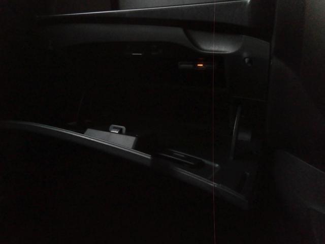 ノート Ｘ　ＦＯＵＲ　４ＷＤ　ＥＴＣ　全周囲カメラ　スマートキー　ＣＶＴ　盗難防止システム　衝突安全ボディ　ＡＢＳ　ＣＤ　ミュージックプレイヤー接続可　エアコン（10枚目）