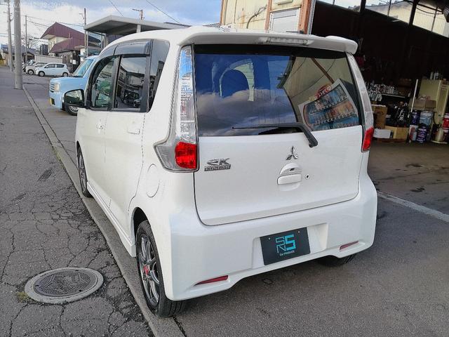 ｅＫカスタム Ｔ　ＥＴＣ　バックカメラ　ＨＩＤ　スマートキー　シートヒーター　ベンチシート　ＣＶＴ　盗難防止システム　ＡＢＳ　ＣＤ　ミュージックプレイヤー接続可　アルミホイール　衝突安全ボディ　エアコン（17枚目）