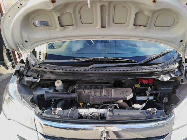 ｅＫカスタム Ｔ　ＥＴＣ　バックカメラ　ＨＩＤ　スマートキー　シートヒーター　ベンチシート　ＣＶＴ　盗難防止システム　ＡＢＳ　ＣＤ　ミュージックプレイヤー接続可　アルミホイール　衝突安全ボディ　エアコン（24枚目）