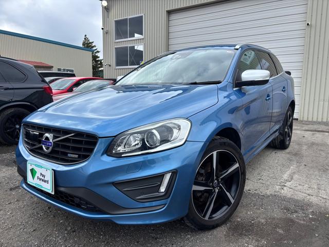 ＸＣ６０ Ｔ６　ＡＷＤ　Ｒデザイン　ポールスター　純正エンジンスターター　純正２０インチアルミ　ブラックレザーシート　シートヒーター　Ｂｌｕｅｔｏｏｔｈ　バックモニター　パワーバックドア　Ｈａｒｍａｎ　Ｋａｒｄｏｎスピーカー（4枚目）