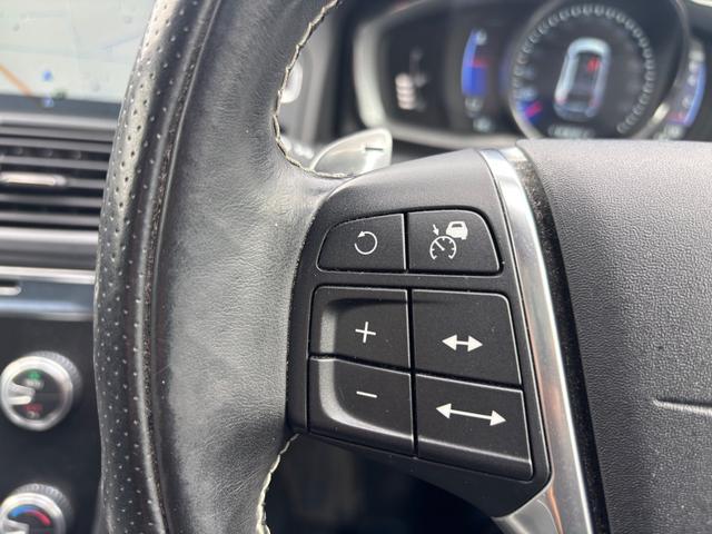 ＸＣ６０ Ｔ６　ＡＷＤ　Ｒデザイン　ポールスター　純正エンジンスターター　純正２０インチアルミ　ブラックレザーシート　シートヒーター　Ｂｌｕｅｔｏｏｔｈ　バックモニター　パワーバックドア　Ｈａｒｍａｎ　Ｋａｒｄｏｎスピーカー（31枚目）