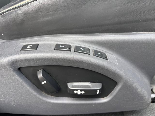 ＸＣ６０ Ｔ６　ＡＷＤ　Ｒデザイン　ポールスター　純正エンジンスターター　純正２０インチアルミ　ブラックレザーシート　シートヒーター　Ｂｌｕｅｔｏｏｔｈ　バックモニター　パワーバックドア　Ｈａｒｍａｎ　Ｋａｒｄｏｎスピーカー（42枚目）