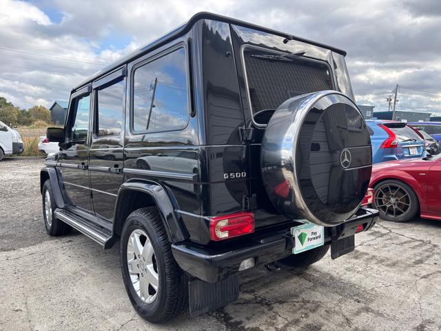 Ｇクラス 　左ハンドル　後席ヘッドレスモニター　社外ナビ　Ｂｌｕｅｔｏｏｔｈ　バックモニター　ウッドコンビハンドル　サンルーフ　セラミックコーティング済（6枚目）