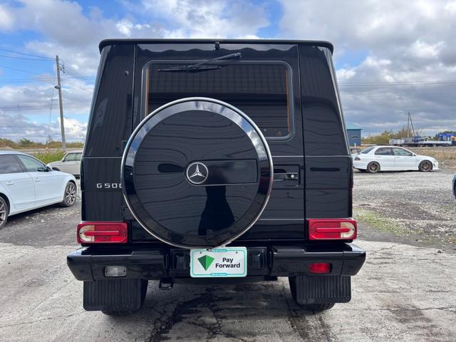 Ｇクラス 　左ハンドル　後席ヘッドレスモニター　社外ナビ　Ｂｌｕｅｔｏｏｔｈ　バックモニター　ウッドコンビハンドル　サンルーフ　セラミックコーティング済（7枚目）