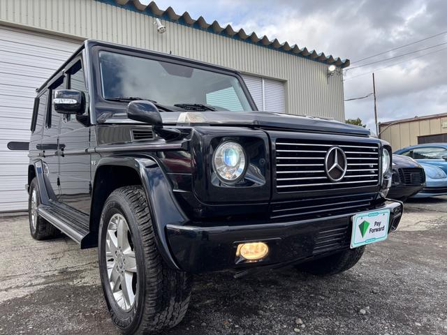 Ｇクラス 　左ハンドル　後席ヘッドレスモニター　社外ナビ　Ｂｌｕｅｔｏｏｔｈ　バックモニター　ウッドコンビハンドル　サンルーフ　セラミックコーティング済（12枚目）