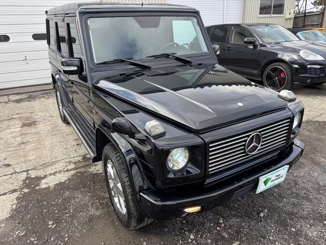 Ｇクラス 　左ハンドル　後席ヘッドレスモニター　社外ナビ　Ｂｌｕｅｔｏｏｔｈ　バックモニター　ウッドコンビハンドル　サンルーフ　セラミックコーティング済（13枚目）