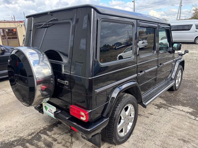 Ｇクラス 　左ハンドル　後席ヘッドレスモニター　社外ナビ　Ｂｌｕｅｔｏｏｔｈ　バックモニター　ウッドコンビハンドル　サンルーフ　セラミックコーティング済（23枚目）