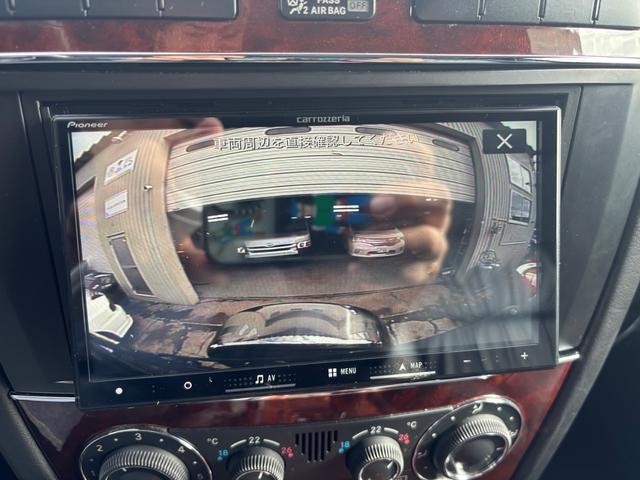 Ｇクラス 　左ハンドル　後席ヘッドレスモニター　社外ナビ　Ｂｌｕｅｔｏｏｔｈ　バックモニター　ウッドコンビハンドル　サンルーフ　セラミックコーティング済（34枚目）