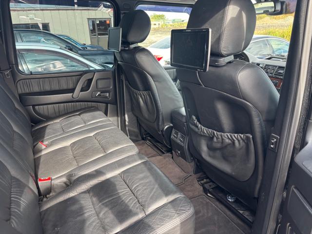 Ｇクラス 　左ハンドル　後席ヘッドレスモニター　社外ナビ　Ｂｌｕｅｔｏｏｔｈ　バックモニター　ウッドコンビハンドル　サンルーフ　セラミックコーティング済（47枚目）