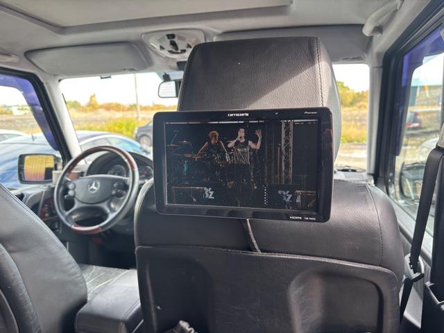 Ｇクラス 　左ハンドル　後席ヘッドレスモニター　社外ナビ　Ｂｌｕｅｔｏｏｔｈ　バックモニター　ウッドコンビハンドル　サンルーフ　セラミックコーティング済（48枚目）