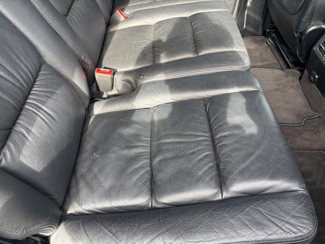 Ｇクラス 　左ハンドル　後席ヘッドレスモニター　社外ナビ　Ｂｌｕｅｔｏｏｔｈ　バックモニター　ウッドコンビハンドル　サンルーフ　セラミックコーティング済（49枚目）