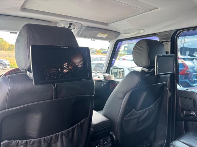 Ｇクラス 　左ハンドル　後席ヘッドレスモニター　社外ナビ　Ｂｌｕｅｔｏｏｔｈ　バックモニター　ウッドコンビハンドル　サンルーフ　セラミックコーティング済（52枚目）