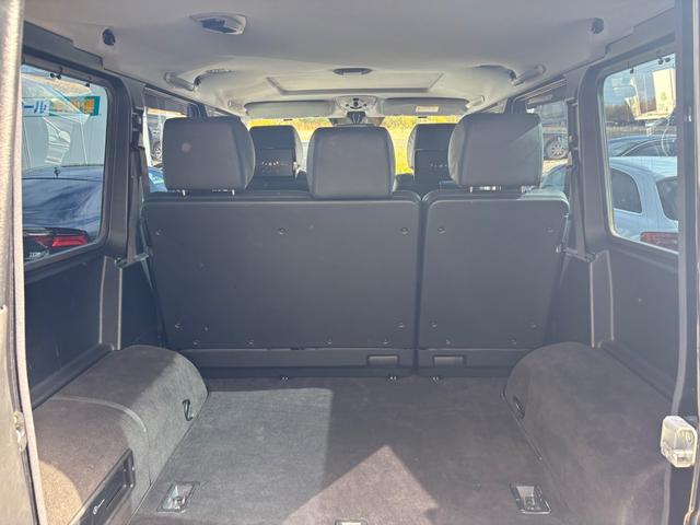 Ｇクラス 　左ハンドル　後席ヘッドレスモニター　社外ナビ　Ｂｌｕｅｔｏｏｔｈ　バックモニター　ウッドコンビハンドル　サンルーフ　セラミックコーティング済（55枚目）