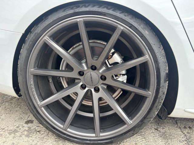A5スポーツバック 2.0TFSIクワトロ 2.0TFSIクワトロ(4名)Sラインパッケージ VOSSEN20インチアルミ ブラックレザーシート 車高調 シートヒーター パワーシート エンジンスターター スマートキー(11枚目)