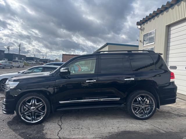 ランドクルーザー ＡＸ　１ナンバー登録　後期仕様　２４インチアルミ　フローティングナビ　ＬＥＤヘッドライト　ウッドコンビハンドル　ＥＴＣ　Ｂｌｕｅｔｏｏｔｈ　ブルーレイ　バックモニター（5枚目）