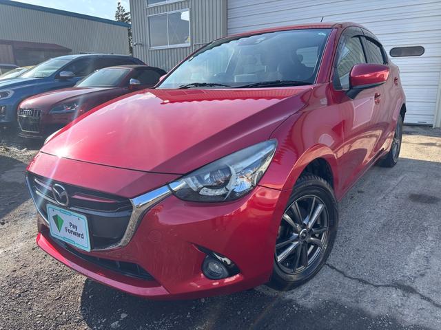 デミオ ＸＤツーリング　地デジ　バックカメラ　夏冬タイヤアルミ付　スマートキー　ＬＥＤヘッドライト　Ｂｌｕｅｔｏｏｔｈ（4枚目）