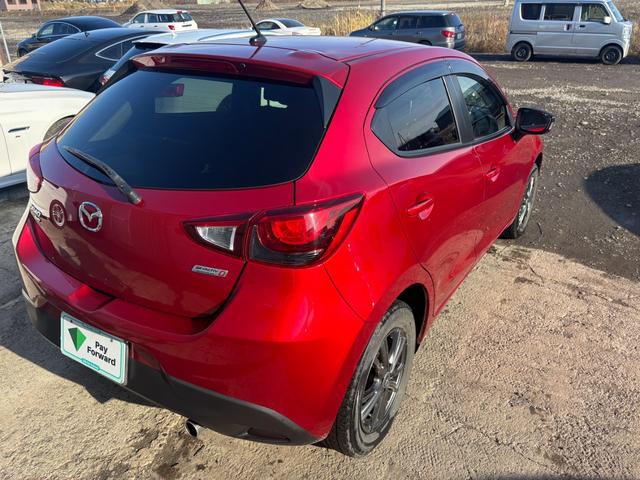 デミオ ＸＤツーリング　地デジ　バックカメラ　夏冬タイヤアルミ付　スマートキー　ＬＥＤヘッドライト　Ｂｌｕｅｔｏｏｔｈ（22枚目）