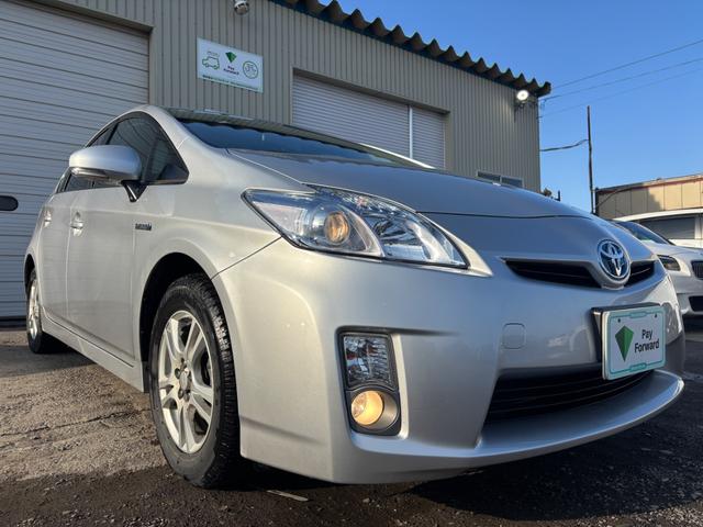 プリウス S 夏冬タイヤ付 スマートキー バックカメラ(12枚目)