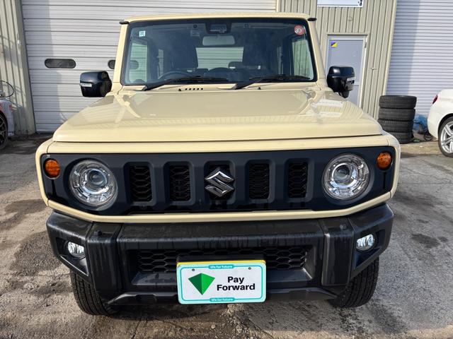 ジムニー ＸＣ　１オーナー　スマートキー　純正ＯＰ８インチナビ　デュアルブレーキサポート　地デジ　バックモニター　Ｂｌｕｅｔｏｏｔｈ　夏冬タイヤアルミ　ＬＥＤヘッドライト　シートヒーター　ドラレコ（3枚目）