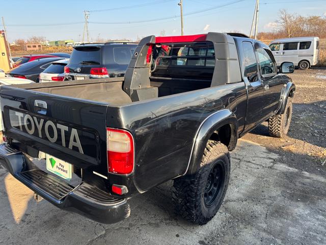 ハイラックススポーツピック エクストラキャブ　ワイド　ユニック　電動リモコン付　　サンルーフ　ディーゼルマニュアル　バックモニター　ＥＴＣ（26枚目）