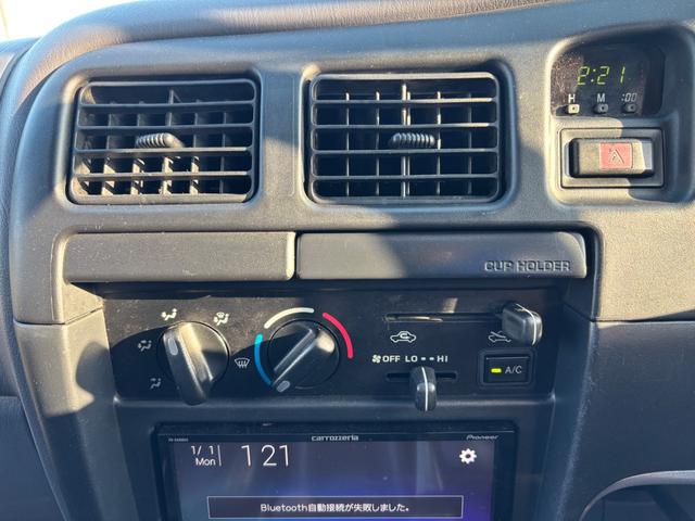 ハイラックススポーツピック エクストラキャブ　ワイド　ユニック　電動リモコン付　　サンルーフ　ディーゼルマニュアル　バックモニター　ＥＴＣ（33枚目）