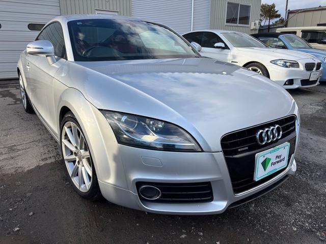 ＴＴクーペ ２．０ＴＦＳＩ　クワトロ　２．０ＴＦＳＩ　クワトロ（４名）　赤レザーシート　シートヒーター　バックモニター　地デジＴＶ　Ｂｌｕｅｔｏｏｔｈ（2枚目）